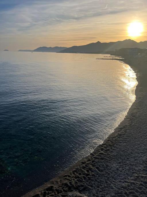 Appartement Vue Sur Mer ピエトラ・リーグレ エクステリア 写真